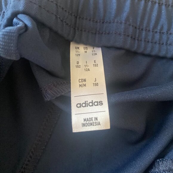 NWT Adidas Boy's Golf Dress Athletic Shorts Collegiate Navy‎ Size M D6 - Picture 4 of 5